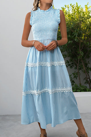 Lace Patchwork Smocked Printed Dress