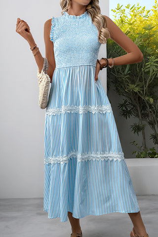 Lace Patchwork Smocked Printed Dress