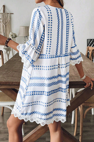 Fashion V Neck Lace Printed Mini Dress