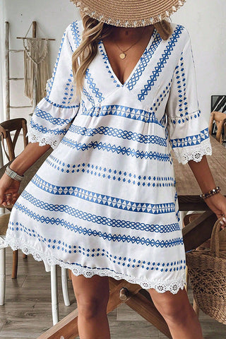 Fashion V Neck Lace Printed Mini Dress