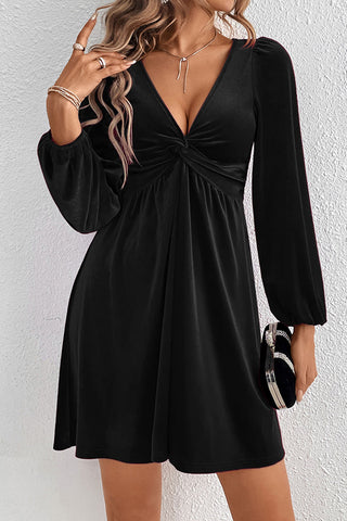 Solid Color Hook Design V Neck Dress