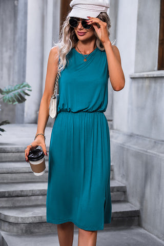 Solid Color Sleeveless Casual Dress