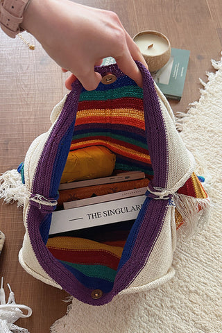 Color Stripe Design Tassel Knitted Bag