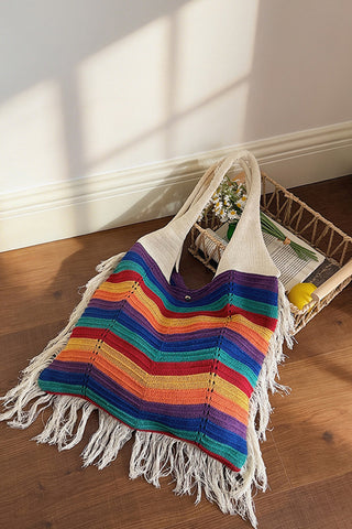 Color Stripe Design Tassel Knitted Bag