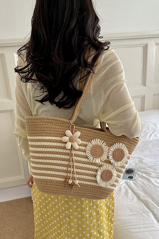 Color Block 3D Sunflower Weave Bag