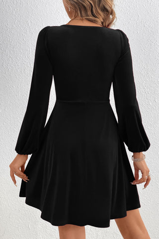 Solid Color Hook Design V Neck Dress